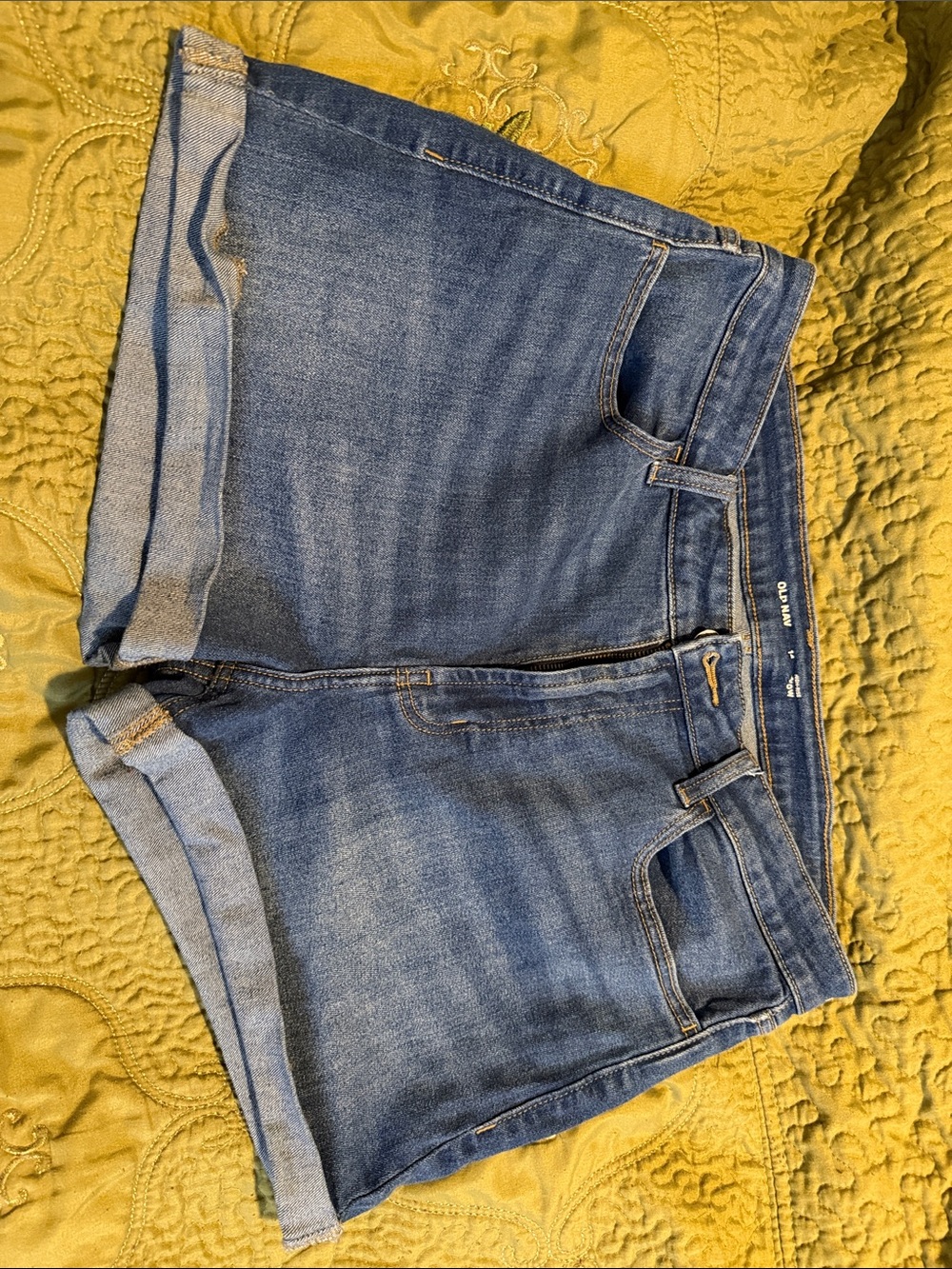 Old Navy Medium Stretch Blue Denim Roll-Hem Women's Shorts Size 14